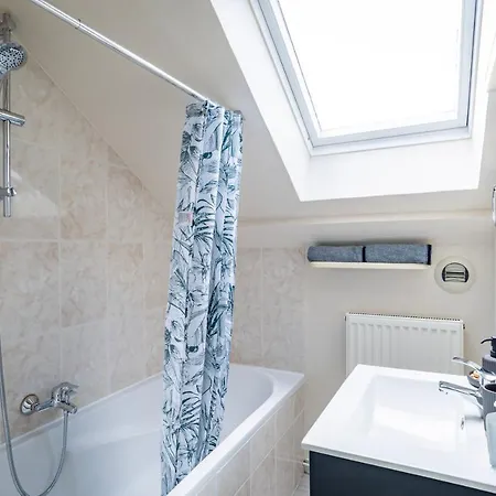 Heaven - Golden Tree - Wifi - 20 Min St-croix & Center Parcs